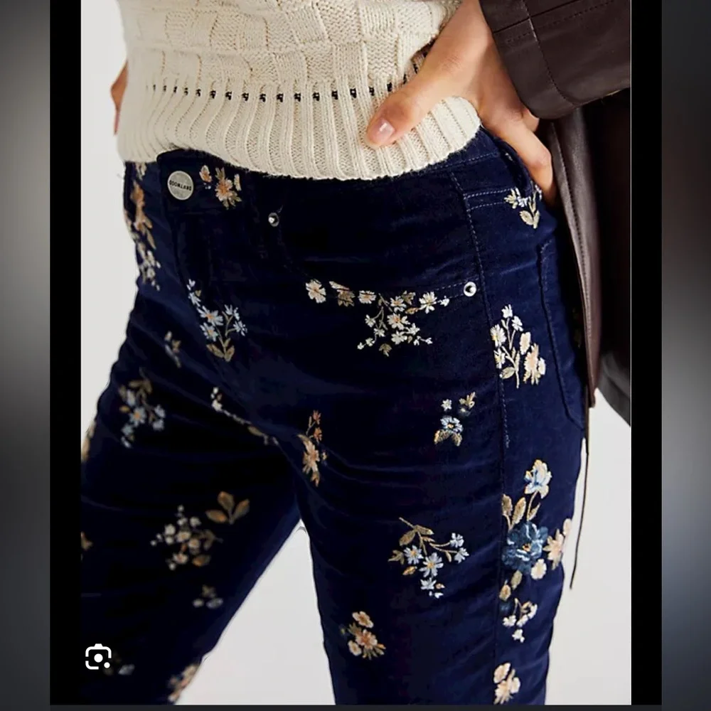 Driftwood Floral Embroidered Trousers - Navy and Gold - Picture 4 of 7